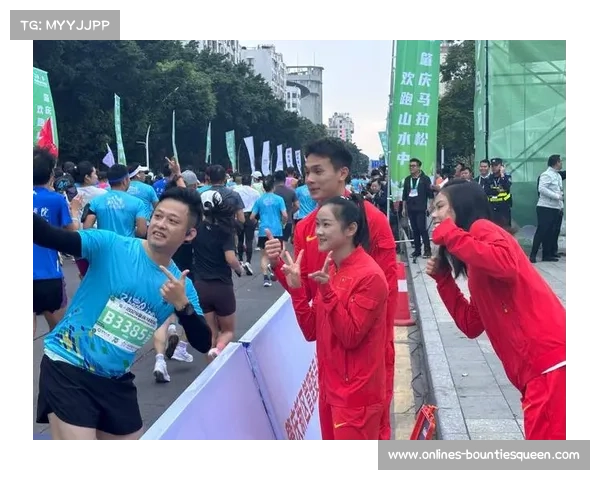 莫家蝶迎战法国马拉瓦尔与巴巴多斯贝尔角逐女子400米栏亚洲冠军之争